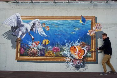 Seoul fishing graffiti. . . . . . #fishing #fish #aquarium #graffiti #myboyfriend #fun…