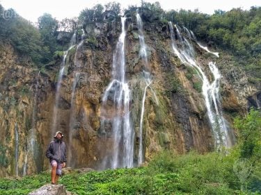 Lagos de Plitvice – Croácia ???????? . . Que tal iniciar esse mês de…