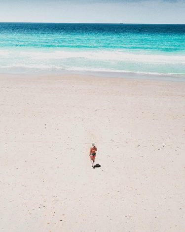 There is something about summer and it’s shades of blue ????????↡ ∙ La vida…