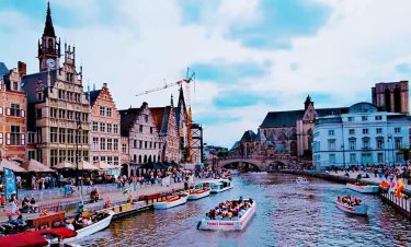 Incredible Europe …!!! #traveller #travelphotography #naturephotography #nature #travelshots #travellingtheworld #loveforphotography #europe #exploreworld #travelrepost #wanderer…