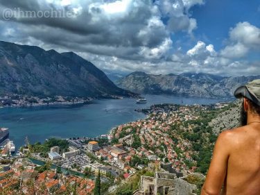 Kotor – Montenegro ???????? . . A região de Kotor é famosa pelos seus…