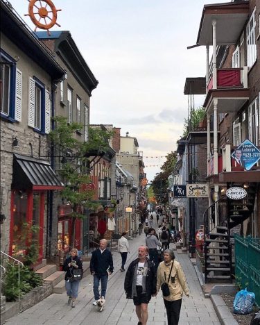 Spend your Sunday strolling through the quaint and charming Quebec City! Read about Stacy’s…