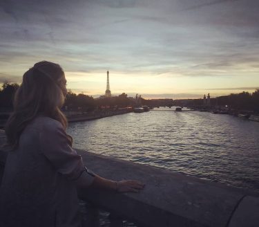 Sunset in Paris ???????? #paris #sunset . . . . . . . .…