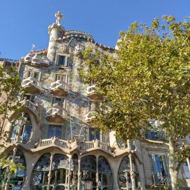 Another masterpiece of Antoni Gaudí – Casa Batlló. ????????️ #barcelona #visitbarcelona #cataluna #casabatllo #gaudi…