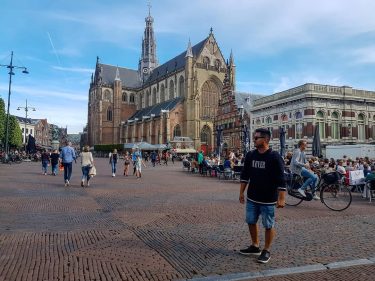 My mom should be happy, in almost all my photos there is a church…