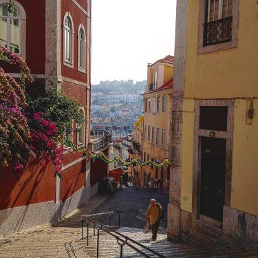 Flashback Lisbonne ???????? – ️ #lisboa #travelbucketlist #travelrepost #passportlife #travellifestyle #travelsolo #bestdestination #hello_portugal #igpassport…