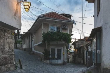 These crossroads are hidden deep within the labyrinth that’s called Ohrid city. The…
