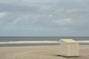 On our last day in Belgium we spent a few hours at the beach…