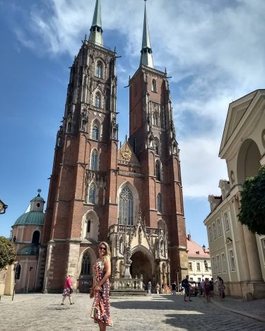 . Catedral de Wroclaw. Polônia ???????? . Depois de passarmos pela ponte do…