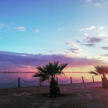 Sunset ©abir_ferchichi . . . . #travel #budgettravel #travelpassion #travelislife #adventureseeker #travekbucketlist #travelholic #borntotravel…