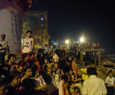 winter is coming. 알람소리에 힘겹게 일어나면서 이보다 더 끔찍한건 곧 오게될 더 추운날씨에도 알람소리에&hellip;