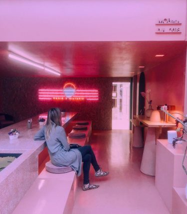 Pink on pink otro de los espacios que más me llamó la atención en&hellip;