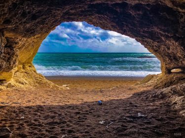 The tunnel of love -MHR (@mhrinlondon) #durdledoor #dametraveler #visitengland #globaltravelers #beautifulmatters #travelphotography #traveladdict #mytinyatlas…