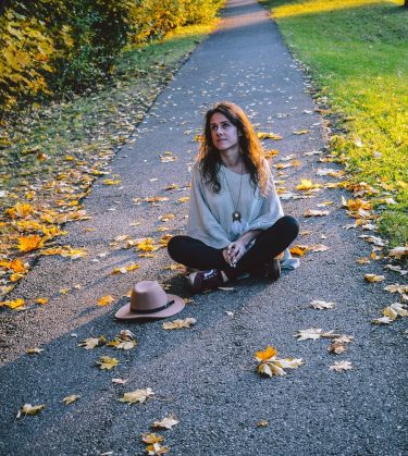 . . . . . #leafs #girl #happy #autumn #lithuaniangirl #lithuania #yellow #nature…