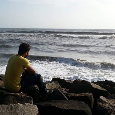 Samandar Bhi Hairan Tha, Hume Doobte Dekh Kar ,, Ki Kaisa Saksh Hai Kisi…