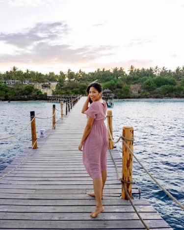 Every time I stand before a beautiful beach, its waves seem to whisper to&hellip;