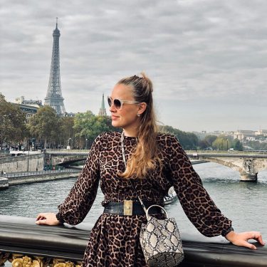 Paris you have my heart! ️️️ What’s your favorite city ? • • •&hellip;