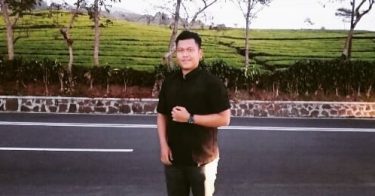 Don’t touch my heart . #travelpic #traveladdict #traveltuesday #travelblog #travelers #travelmore #traveller #t #travelinstyle&hellip;