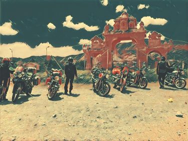 Band of bikers! #photography #prismaapp #prismafied #artwork #ridepics #travel #travelphotography #triumphmotorcycles #triumphindia #travelgram #travelphotographer&hellip;