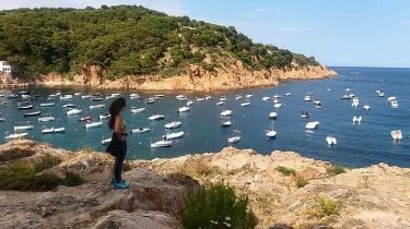 “The solo travellers wander alone because they know that the world is Their home”&hellip;