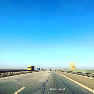 ????????…nice ride between Germany and Denmark ???????? @handmadeelisabeth #ig_europa #travel #adventurer #streets #utpåtur #ontheroad…