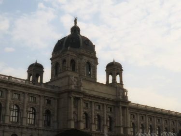 European splendor. Vienna, Austria October 2018 . . . . #europe_vacations #europe_ig #beautifuldestinations #europetrip&hellip;