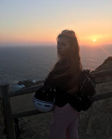 Terza tappa: Cabo de Roca #caboderoca #portugal #adoro #pasteisdebelem #tram #travel #travelling #travebucketlist #traveladdicted…