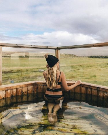 Iceland . . by @livelikeitsthewknd . . #girl #travel #traveling #travelgram #travelling #travelholic #traveller…