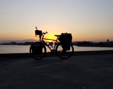 Und wieder ein Traumhaft schöner . . . . . #adventurecycling #adventurebybike #aroundtheworld #bicycletouring…