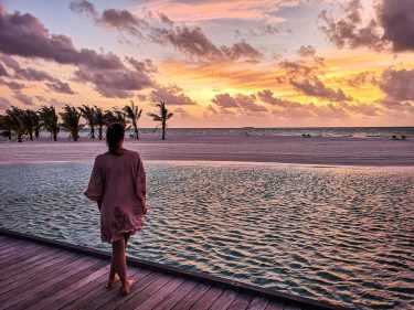 Seguimos con la temática de atardeceres . . Nosotros vimos uno de los atardeceres…