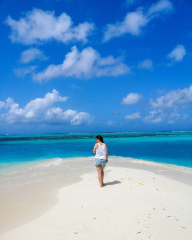 Más de esta hermosa isla local en Maldivas . . . . ¿Ustedes prefieren…