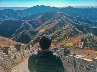 This guy. My great wall. Worth climbing ️️️ . . #japsjourneys #japitow #traveloko #greatwallofchina&hellip;