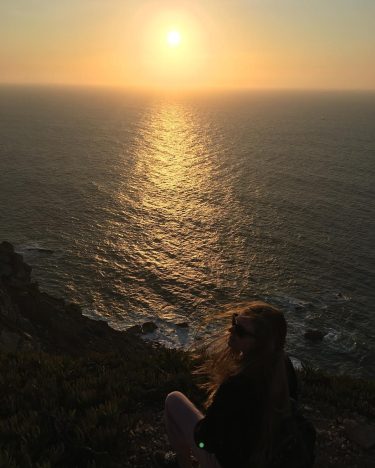 • Aqui onde a terra se acaba e o mar começa • #caboderoca #portugal…