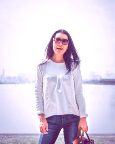 Keep smiling Then the world smiles with you ️ ホントの笑顔でいられる自分が自分スタンダード。最近ちゃんと笑えてるかな？そんなことをたまに頭を巡らせること〜あるある！人生それの繰り返し . . #smile #happyfeelings&hellip;