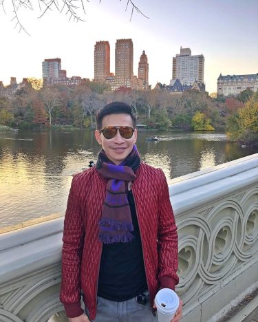 Central Park #bowbridge #centralpark #newyork #autumn #fashion #travelblogger #travelphotographer #travelbucketlist #traveladdict #travelgram #gaytravel #gaytravelblog…