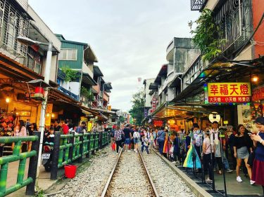 Shifen Old Street, Taiwan, November 2018 3/3 #bnesimppl