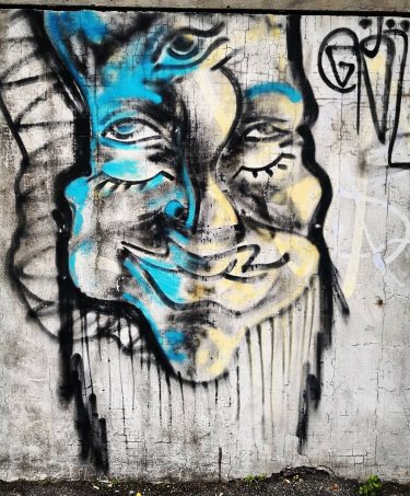 #scrittesuimuri #graffiti #street_art #jj_urbanart #jj_urbex_ #graffitiart #ig_streetart # #streetart #rsa_streetart #ig_graffiti #graffit #graffiti_art #street_art…