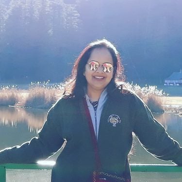 Now I this place is called mini swiss of India . . #snow #khajjiar…
