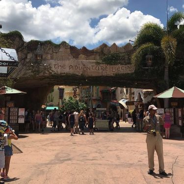 Universal Studios Orlando @grandfamilyadventures @grandfamilyadventures @grandfamilyadventures #travel #vacation #luxury #relax #familytrips #orlando #florida #universalstudios…