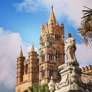 #dettagli #cattedraledipalermo #palermo #church #churchs #viaja #italy #igersitalia #igerssicilia #viajando #travelblogger #viaggio #viaggiare #travel…