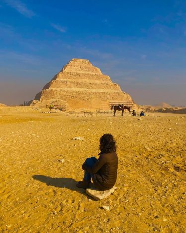 Sitted in front of the first Egyptian pyramid built about 4000 years ago #saqqara…