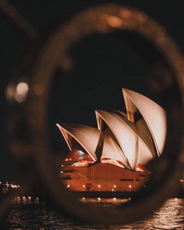 I want to wish everyone a merry Christmas! . . . . #sydney #australia…