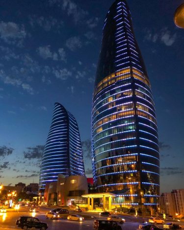 Flame Towers #sunset #sun #sunset_pics #sunsetlover #azerbaijan #azerbaijani #azerbaijani_gallery #rizwan #travel #travelblogger #travelphotography #travelgram…