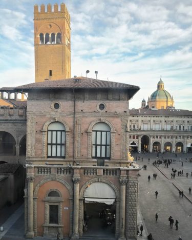 #bologna #bologna_city #bolognainside #succedesoloabologna #bolognawelcome #welcometobologna #volgobologna #bellabologna #igersbologna #igers_bologna #ig_bologna #vivibologna #lamiabologna #mybologna&hellip;