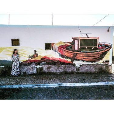 Es ist einfach alles bunter hier #caboverde #sal #streetart #grafitti #streetlife #workofart #kunstwerk #wanderlust…