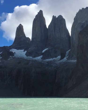 바람 미쳤다리 미쳤다 토레스 3333333봉 .⠀⠀⠀⠀⠀⠀⠀⠀⠀⠀⠀⠀⠀⠀⠀⠀⠀ . .⠀⠀⠀⠀⠀⠀⠀⠀⠀⠀⠀⠀⠀⠀ #남미 #칠레 #파타고니아 #토레스델파이네 #w트레킹 #여행에미치다&hellip;