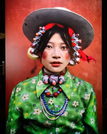 Mostra Steve McCurry. #bologna #portrait #portraitphotography #portrait_perfection #portrait_vision #portraits #jj_allportraits #sheisnotlost #ig_portraits #igersbologna #igers_bologna…