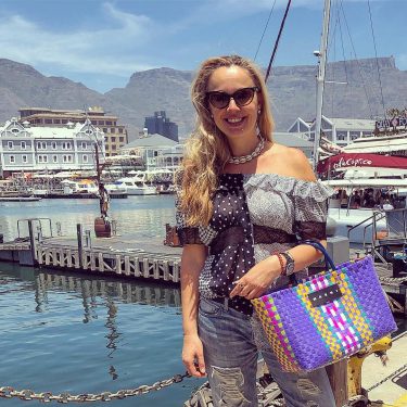 Beautiful Cape Town! Here at the Waterfront full of shops and beautiful views! •…