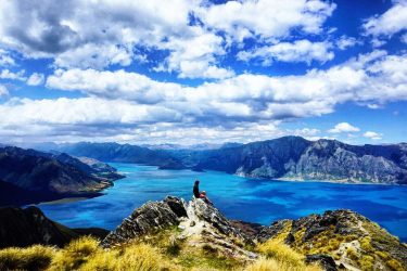 Wanaka at its finest | Isthmus Peak • • • • • • #explorenewzealand…