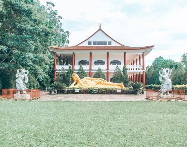???????? Templo Budista – City tour em Foz do Iguaçu . ???????? Buddhist Temple…